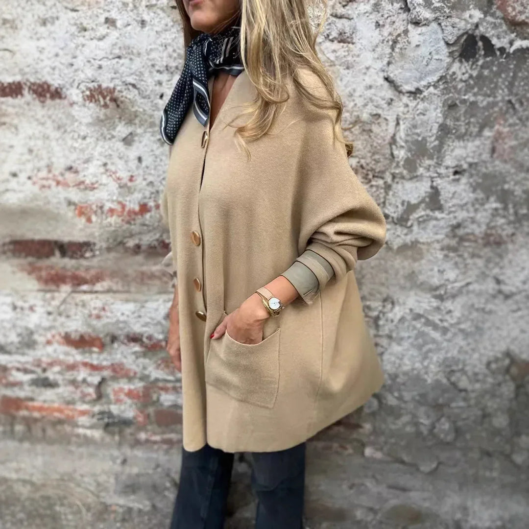 Aureziaa | Aurianne – Cardigan en tricot épais avec boutons dorés