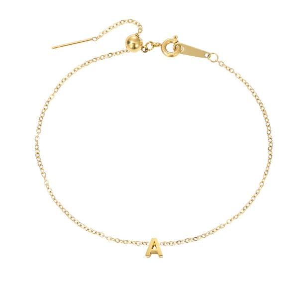 Bracelet en or avec initiale